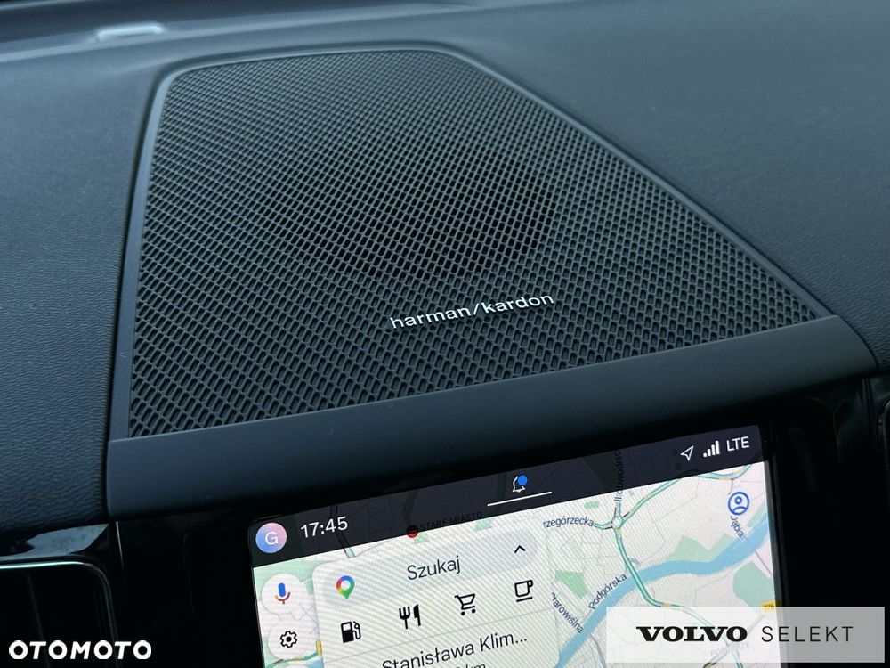 Volvo XC 60 - 30