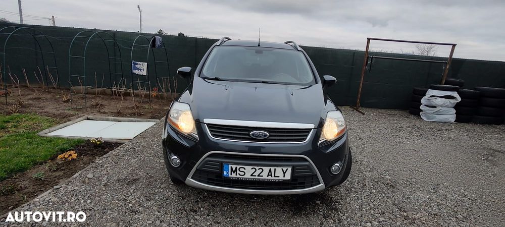 Ford Kuga 2.0 TDCi 2x4 Titanium - 13