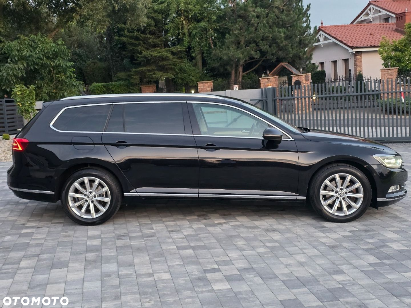 Volkswagen Passat - 38
