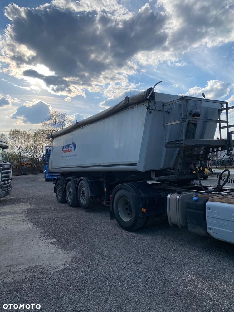 Schmitz Cargobull - 3