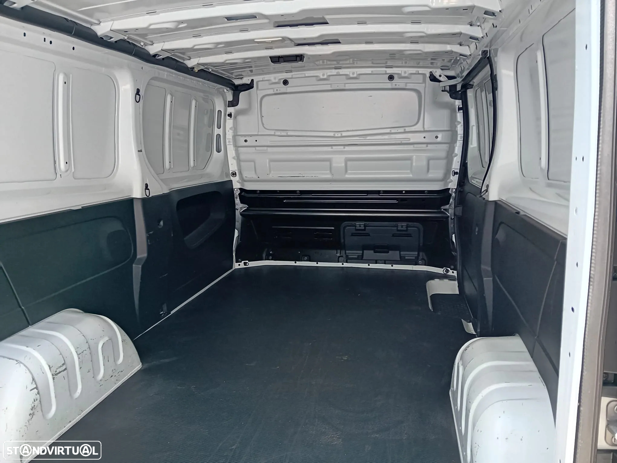 Renault trafic - 9