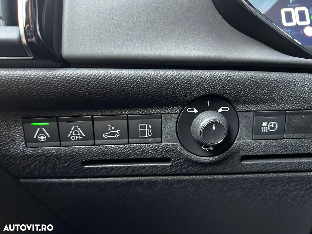 DS Automobiles DS 9 1.6 PHeV EAT8 PERFORMANCE Line + - 17