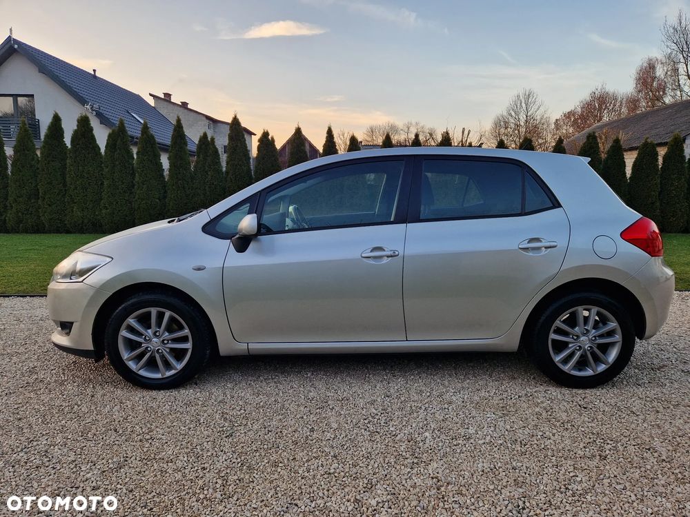 Toyota Auris 1.6 VVT-i Executive - 7