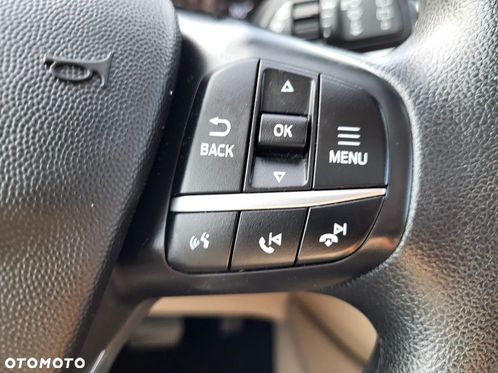 Ford Kuga - 33