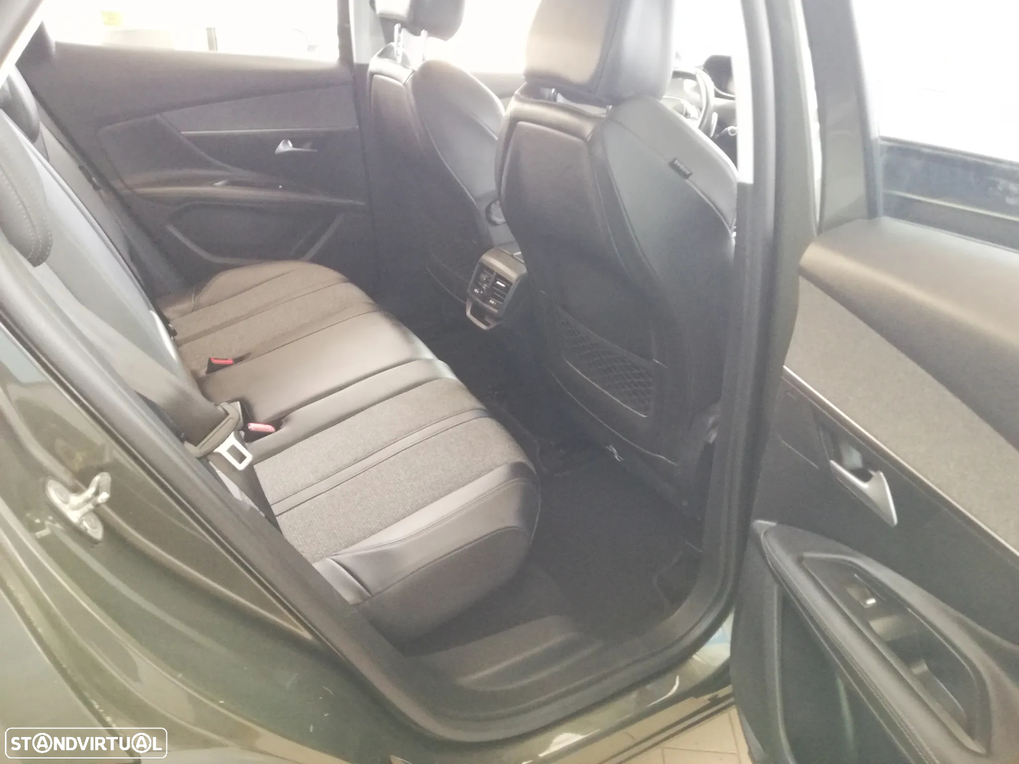 Peugeot 3008 1.5 BlueHDi Allure Baixo Consumo EAT8 - 7