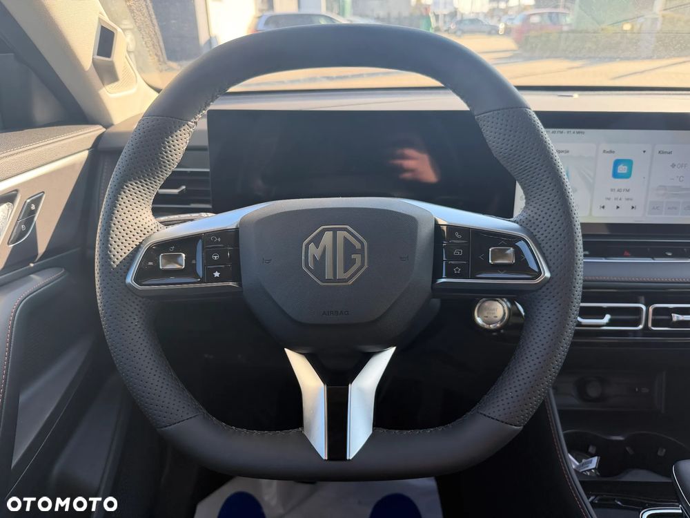 MG HS Hybrid+ - 14