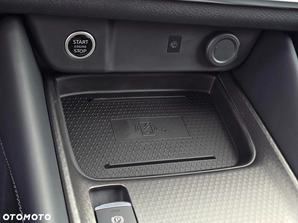 Nissan Qashqai 1.3 DIG-T MHEV N-Connecta Xtronic - 21