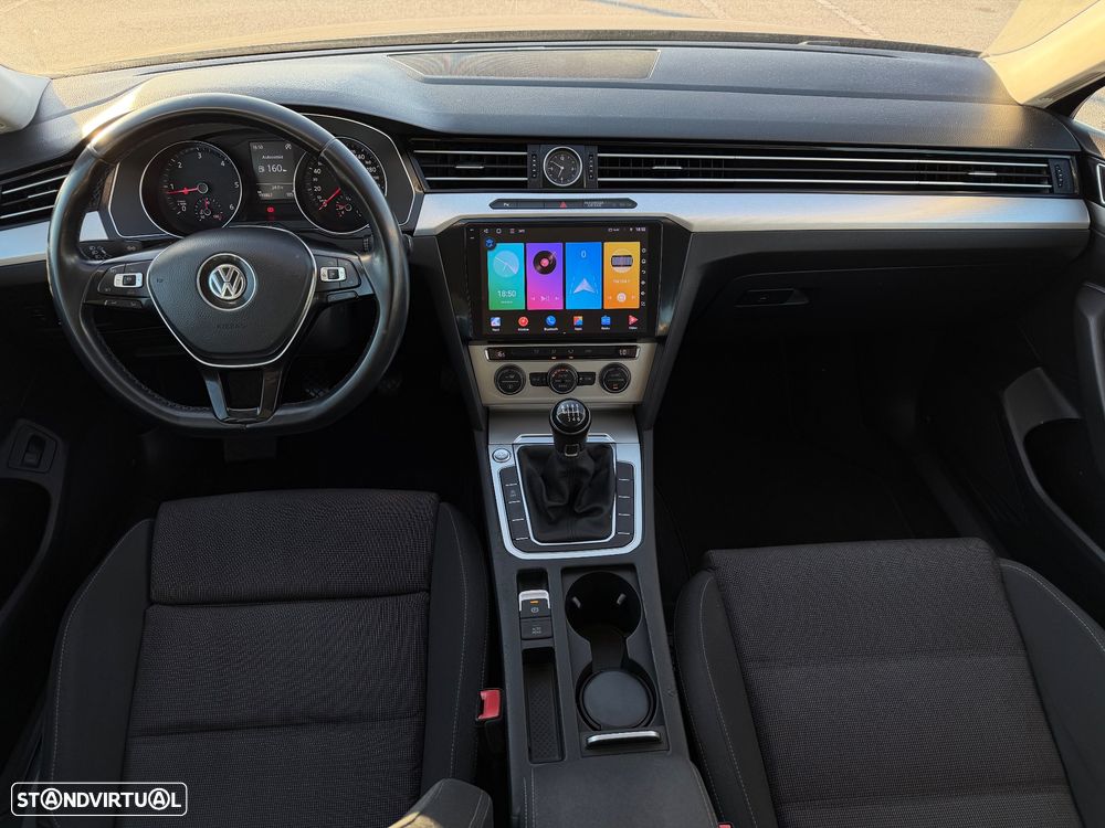 VW Passat Variant 1.6 TDI Confortline - 6