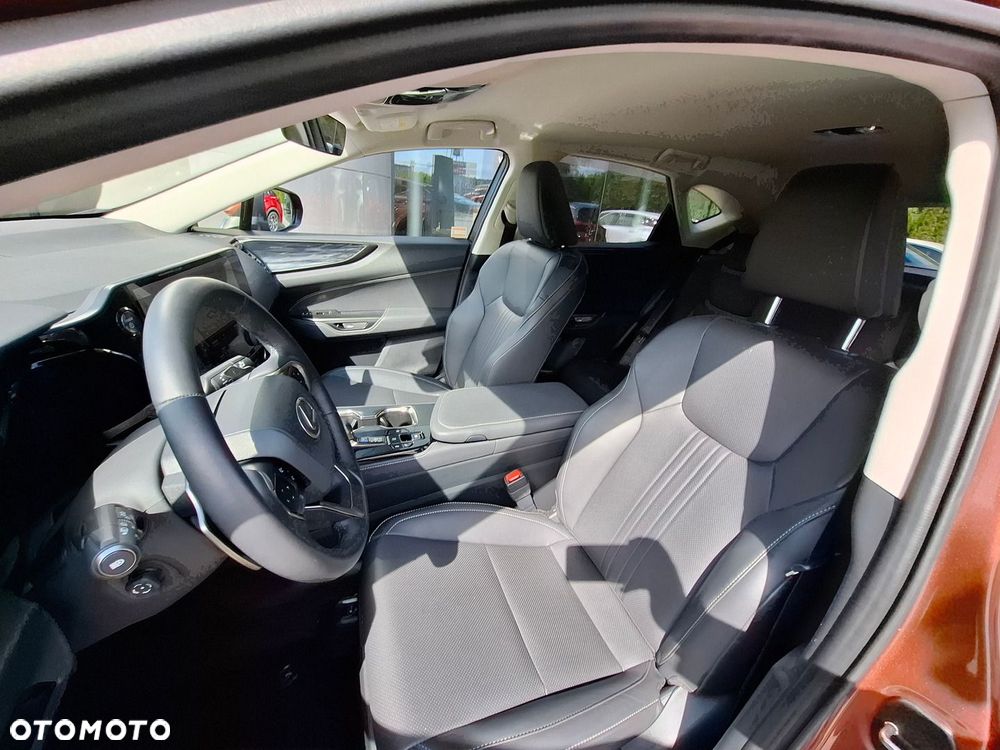 Lexus NX 350h Prestige AWD - 11