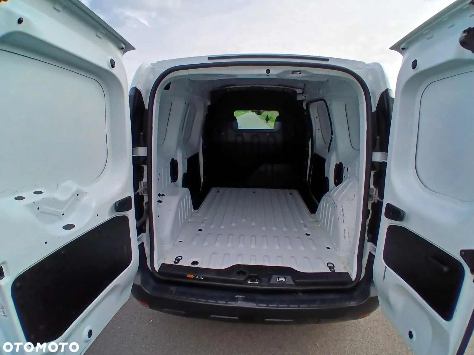 Renault EXPRESS - 10