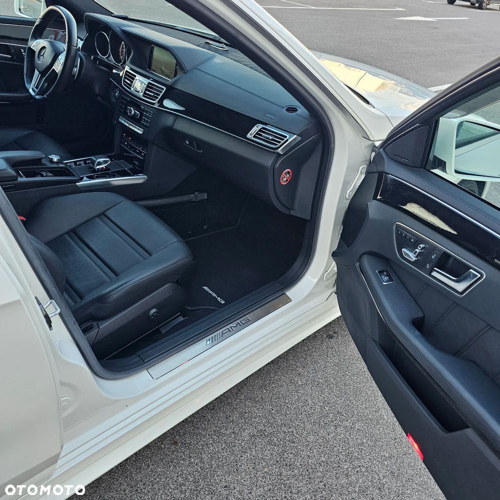 Mercedes-Benz Klasa E 63 AMG 4Matic AMG Speedshift MCT - 17