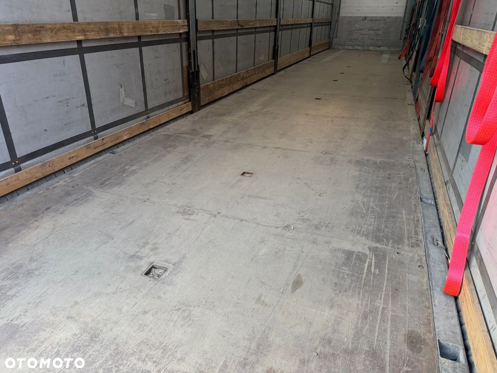 Schmitz Cargobull FIRANKA / KŁONICE DO PODŁOGI / RAMA OCYNK / KOŁO ZAPASOWE / OTWORY W PODŁODZE NA KŁONICE / 3 SZTUKI SCHMITZ / 2017 ROK !! - 27