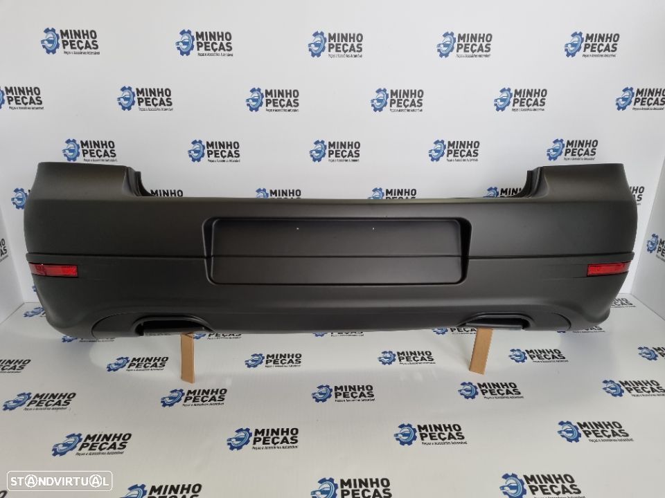 Parachoques traseiro Golf 4 IV (R32) - 2