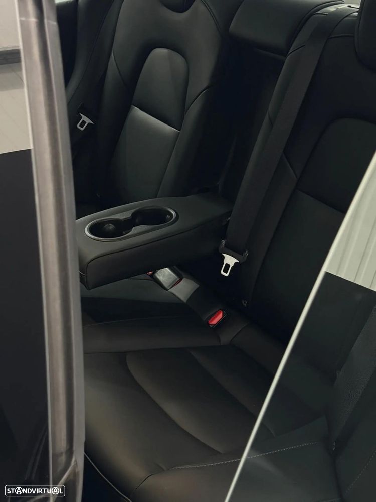 Tesla Model 3 Long Range Tração Integral - 19