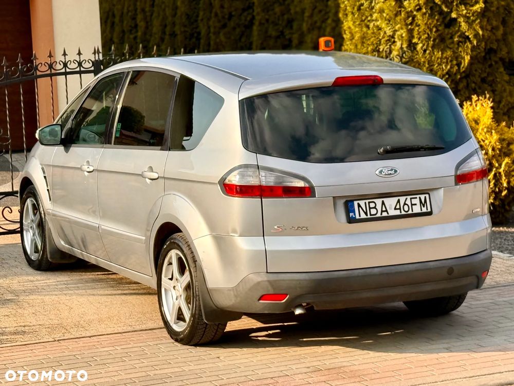 Ford S-Max 2.0 TDCi DPF Titanium - 13