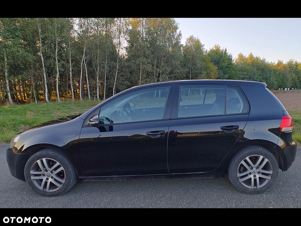 Volkswagen Golf - 8