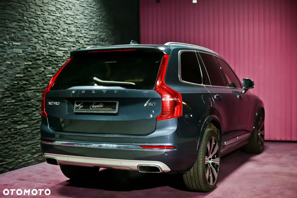 Volvo XC 90 - 8