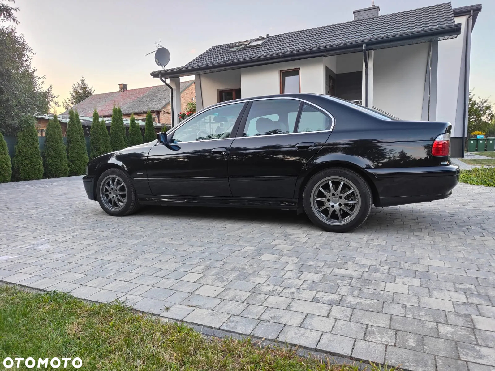 BMW Seria 5 520i - 5