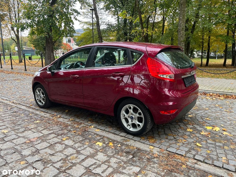 Ford Fiesta - 5
