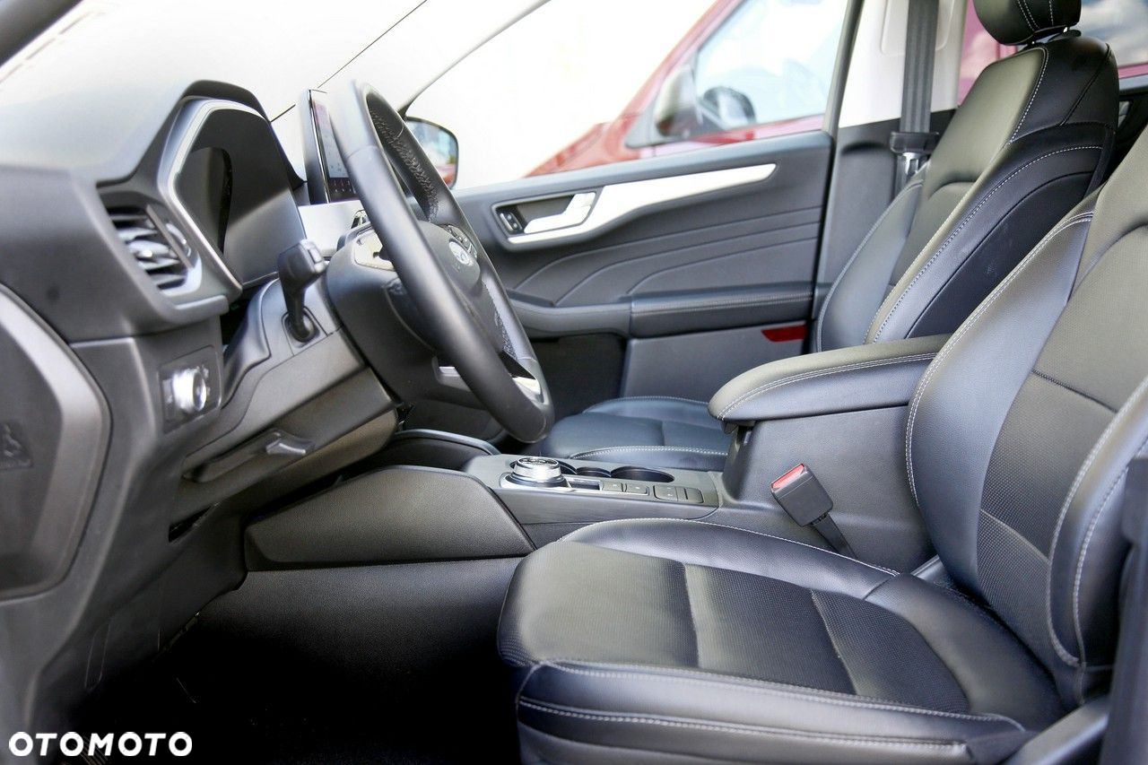 Ford Kuga - 21