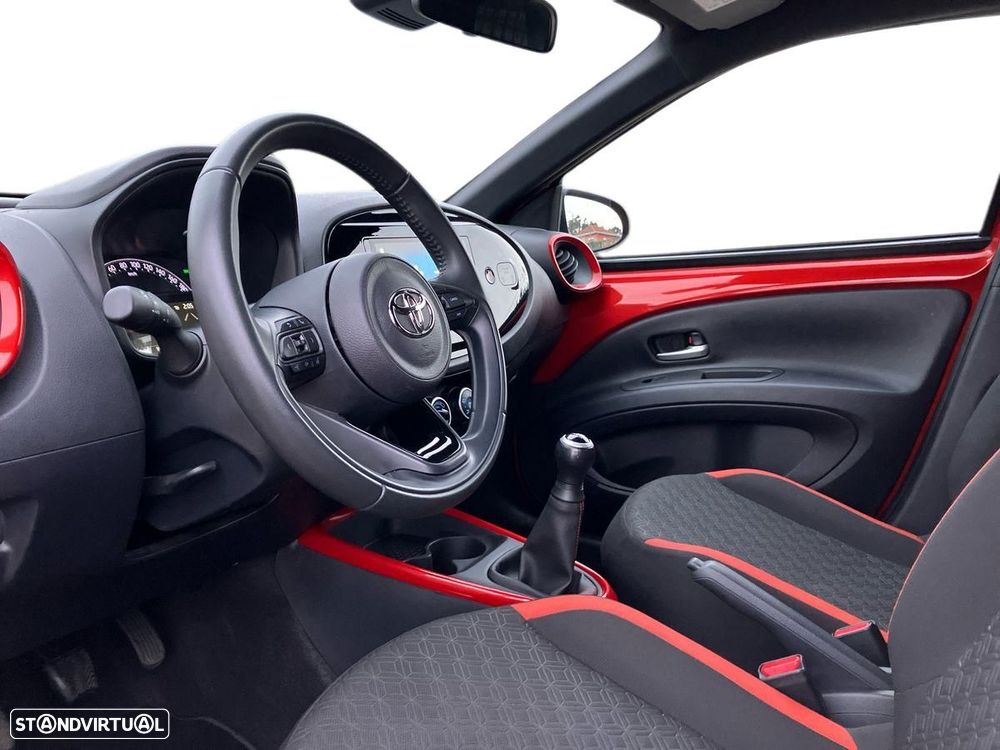 Toyota Aygo X 1.0 Pulse - 12