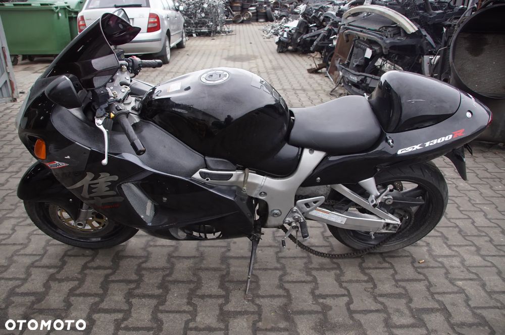SKUP AUT 692324777 MOTOCYKLI MASZYN ROLNICZYCH BUDOWLANYCH AUT OSOBOWYCH CIĘŻAROWY POJAZD NA CZĘŚCI SUZUKI GSX 1300R HAYABUSA 1999 STACJA DEMONTAŻU POJAZDÓW AUTOSTROISZ LIPNO BOREK 14A SZROT ZŁOMOWANIE ZŁOMOWISKO - 2