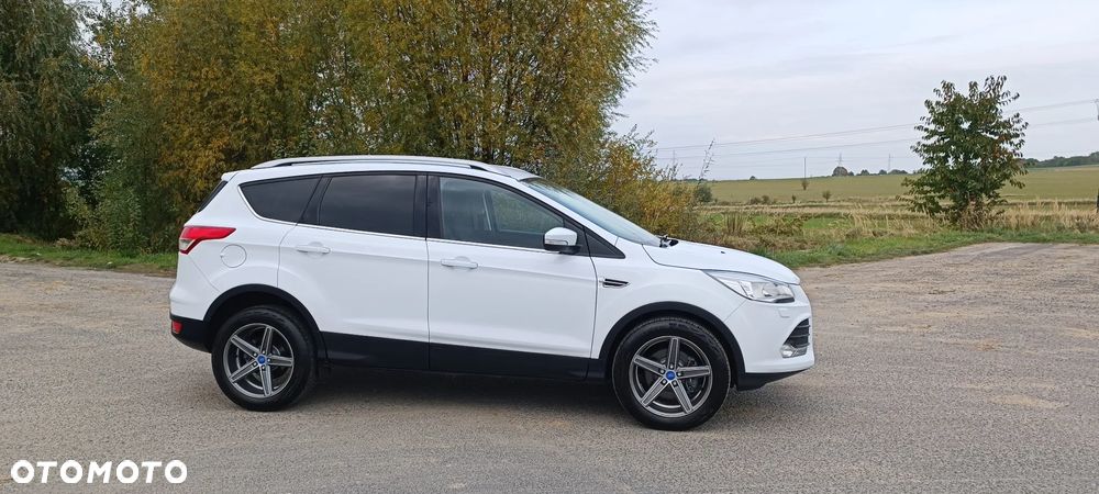 Ford Kuga - 13
