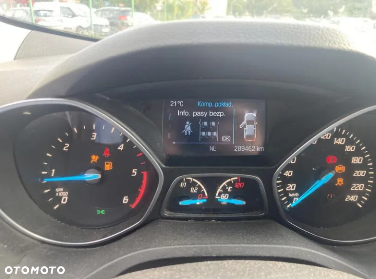 Ford Kuga 2.0 TDCi FWD Titanium - 4