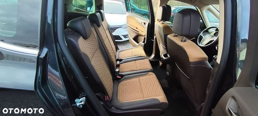 Opel Zafira Tourer 2.0 CDTI Innovation - 21