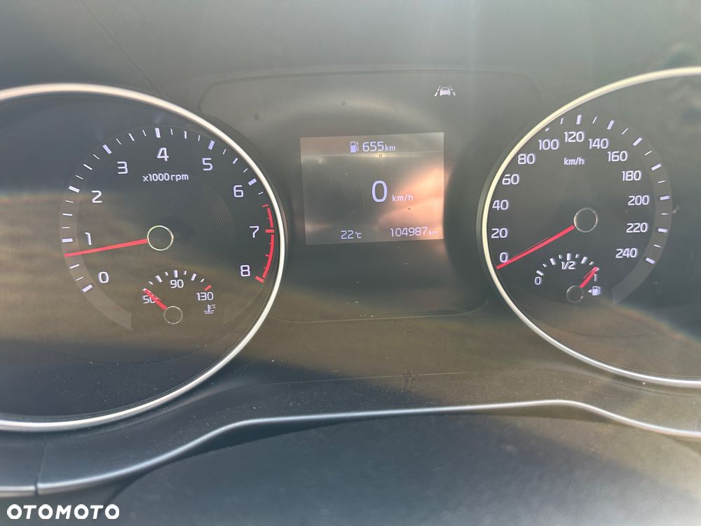 Kia Ceed 1.4 L - 19