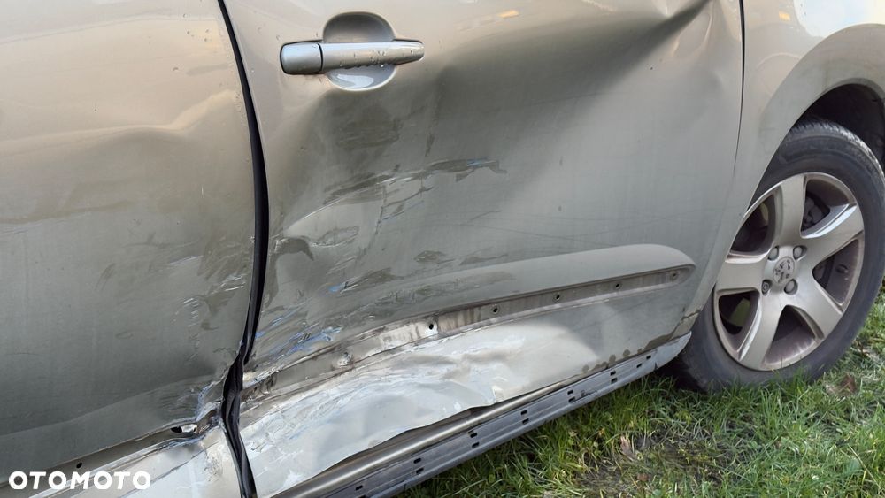 Peugeot 3008 1.6 Premium+ - 11