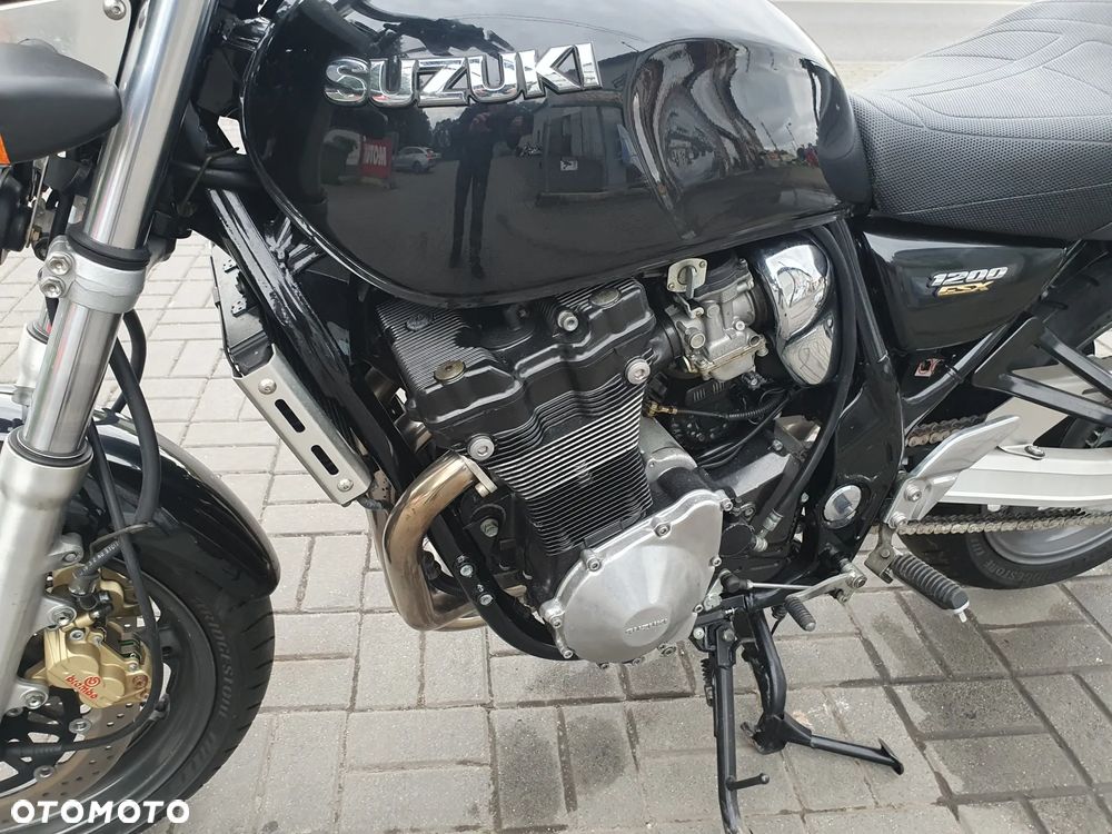 Suzuki GSX - 39