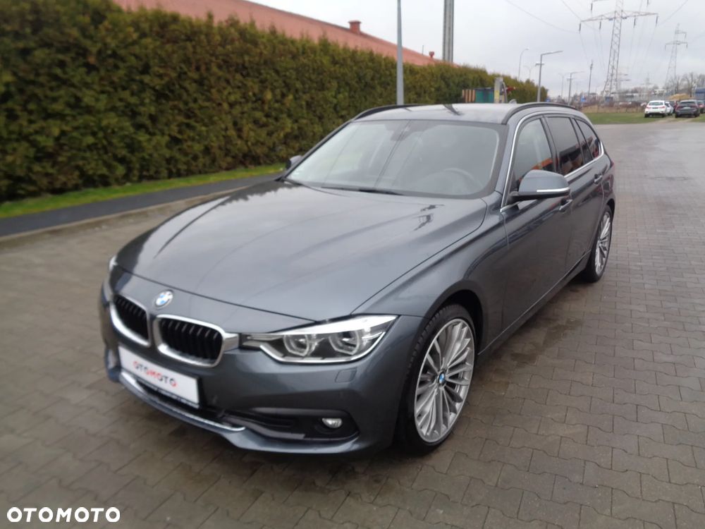 BMW Seria 3 320d Sport Line - 5