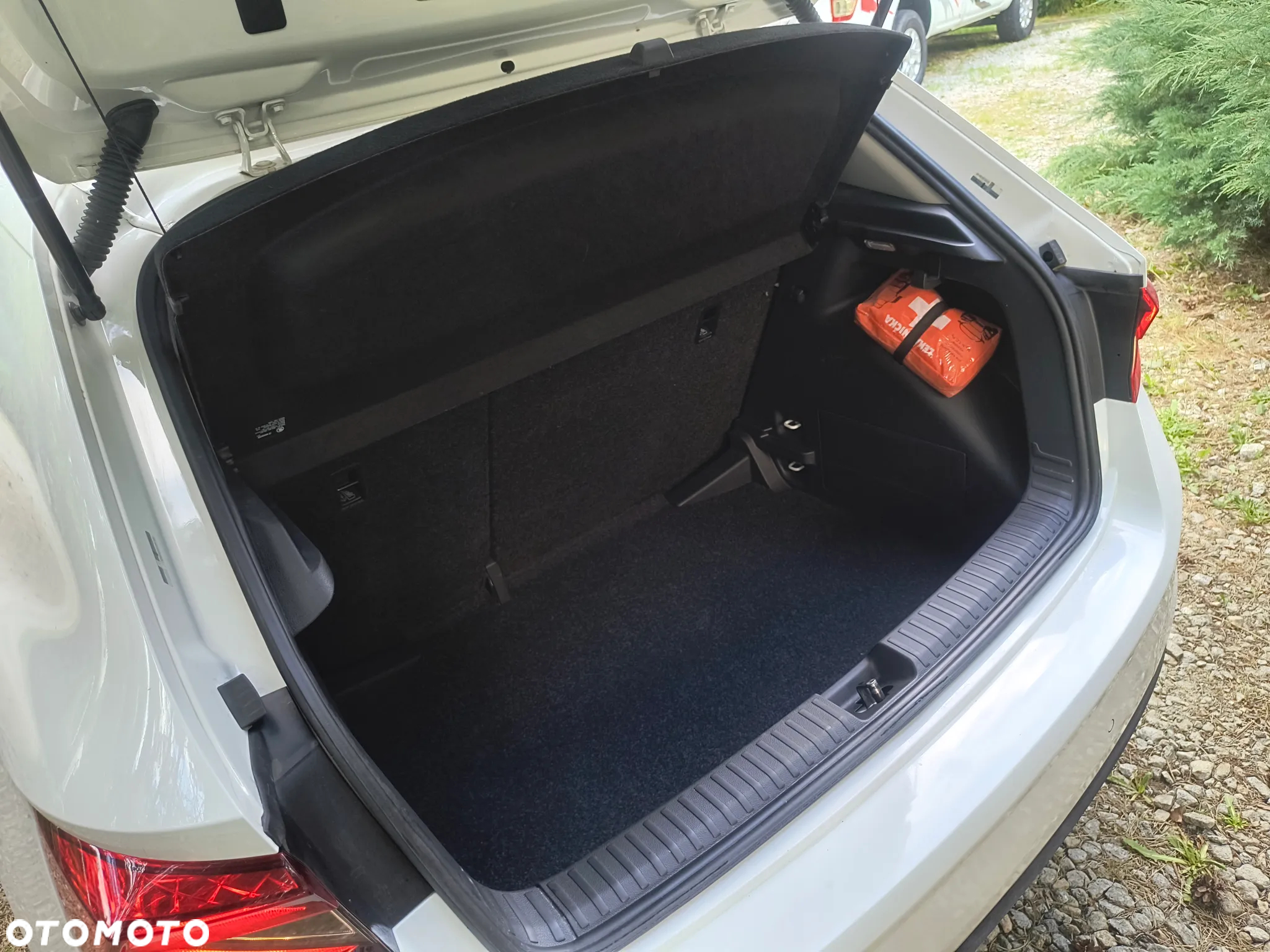 Skoda Fabia 1.0 TSI Ambition - 8
