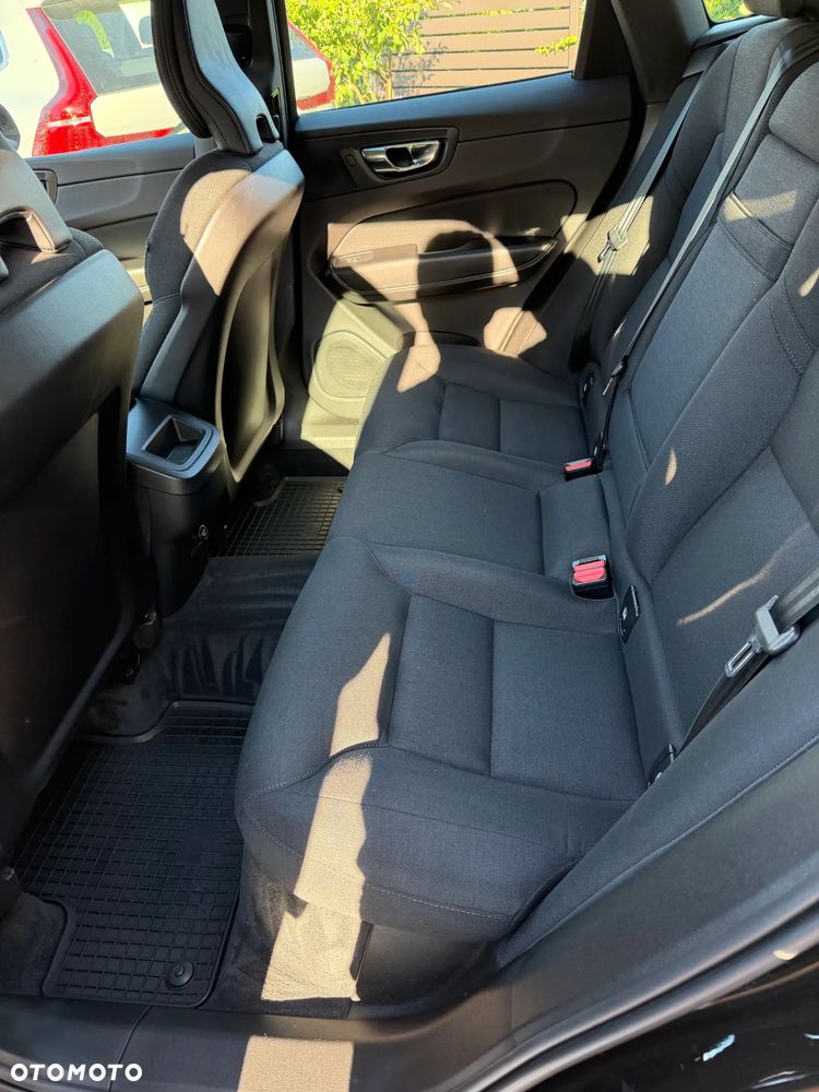 Volvo XC 60 D3 Momentum - 10