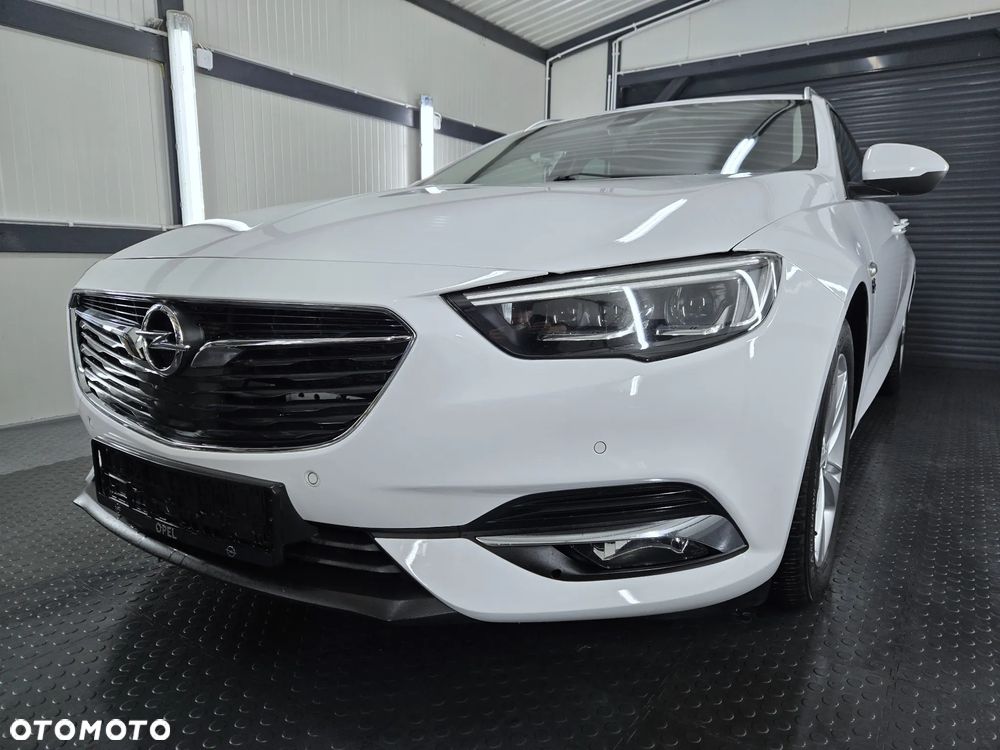 Opel Insignia Sports Tourer 2.0 Diesel Ultimate Exclusive - 1