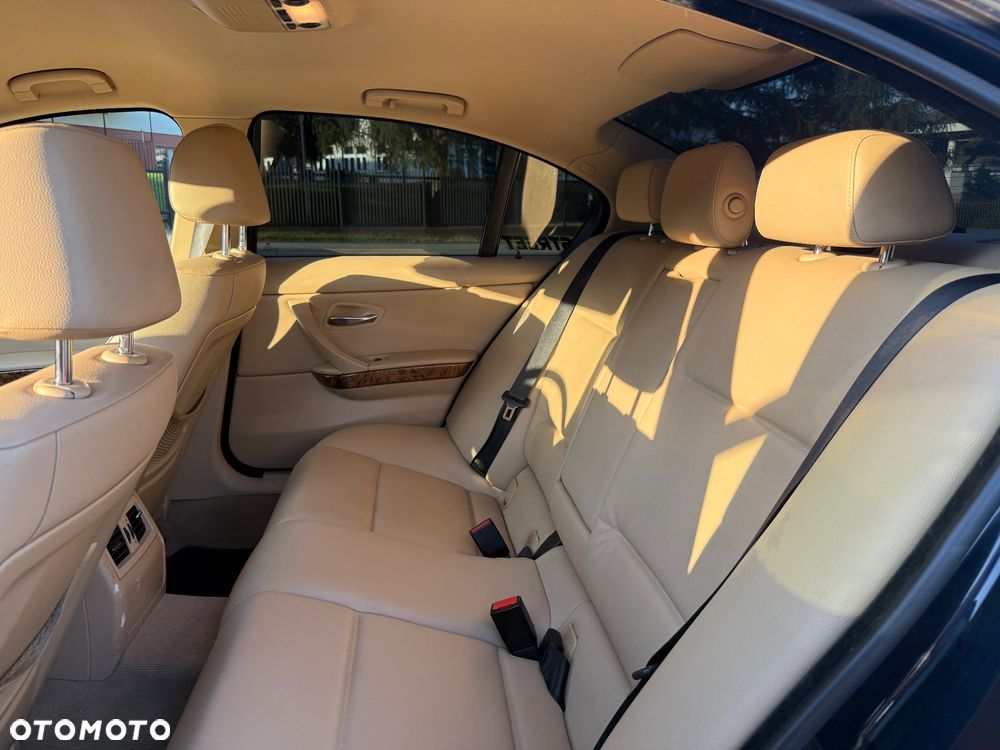 BMW Seria 3 325xi - 8