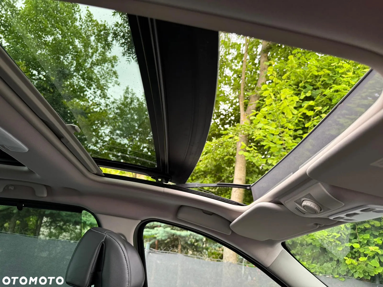 Renault Scenic ENERGY dCi 130 INITIALE PARIS - 11