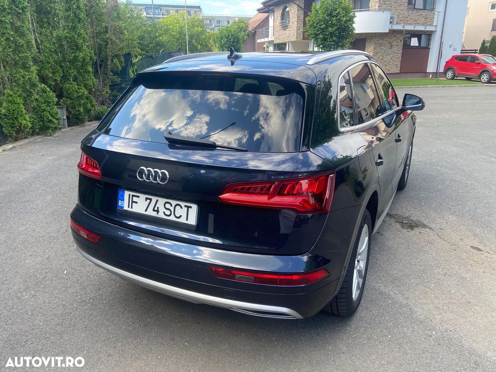 Audi Q5 35 TDI S tronic design - 8