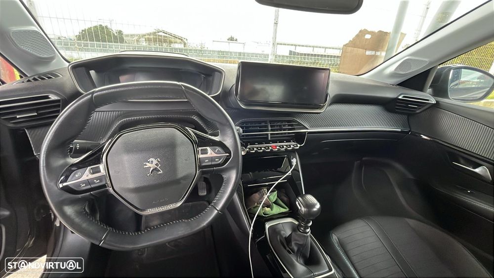 Peugeot 208 1.2 PureTech Allure Pack - 2