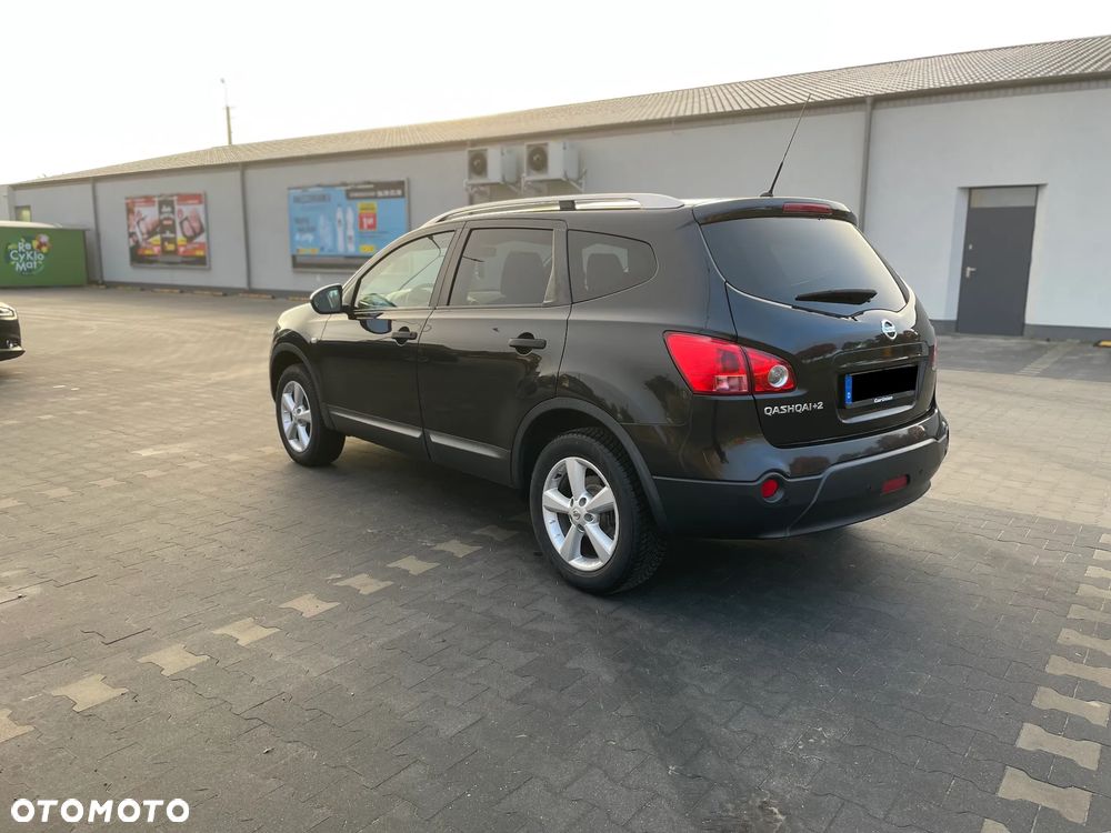 Nissan Qashqai+2 2.0 Visia - 4
