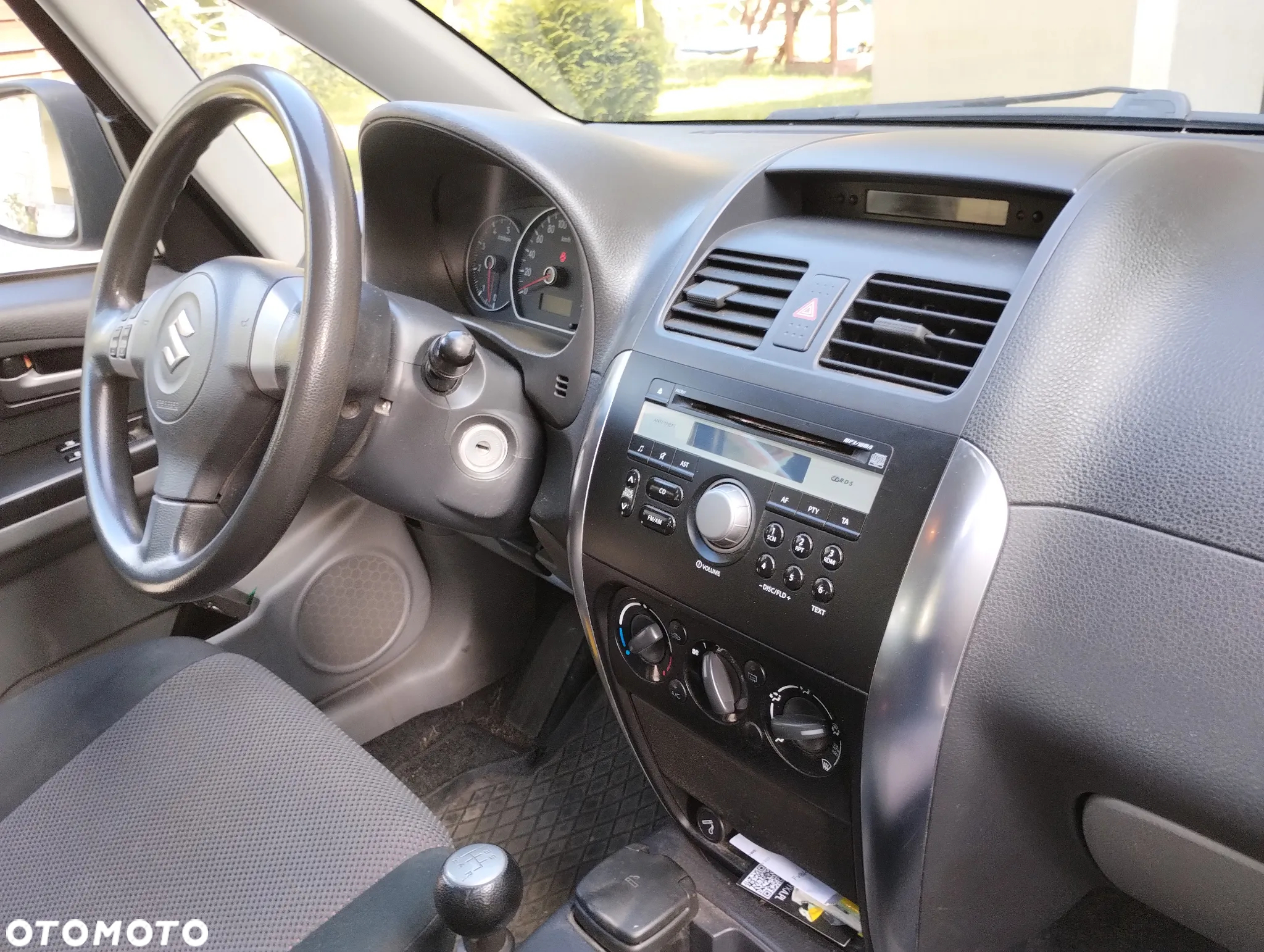 Suzuki SX4 1.6 DDiS Comfort - 4