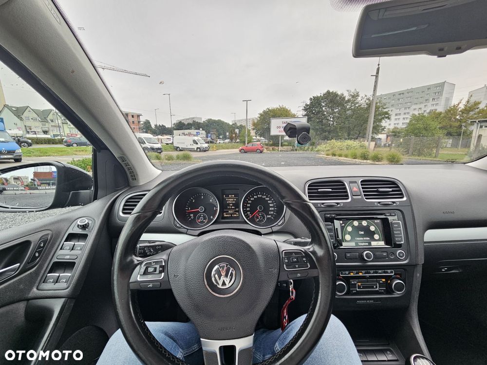 Volkswagen Golf 1.6 TDI Highline - 14