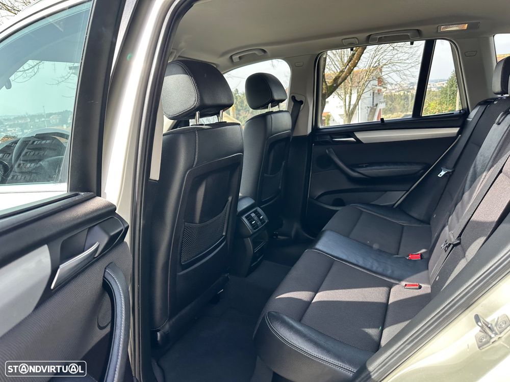 BMW X3 20 d xDrive Auto - 24