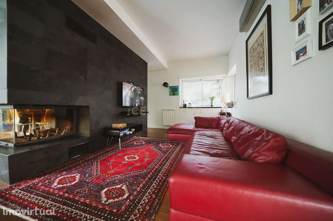 Luxuosa Moradia T4 em Alcochete, Setúbal com Piscina - Grande imagem: 4/51