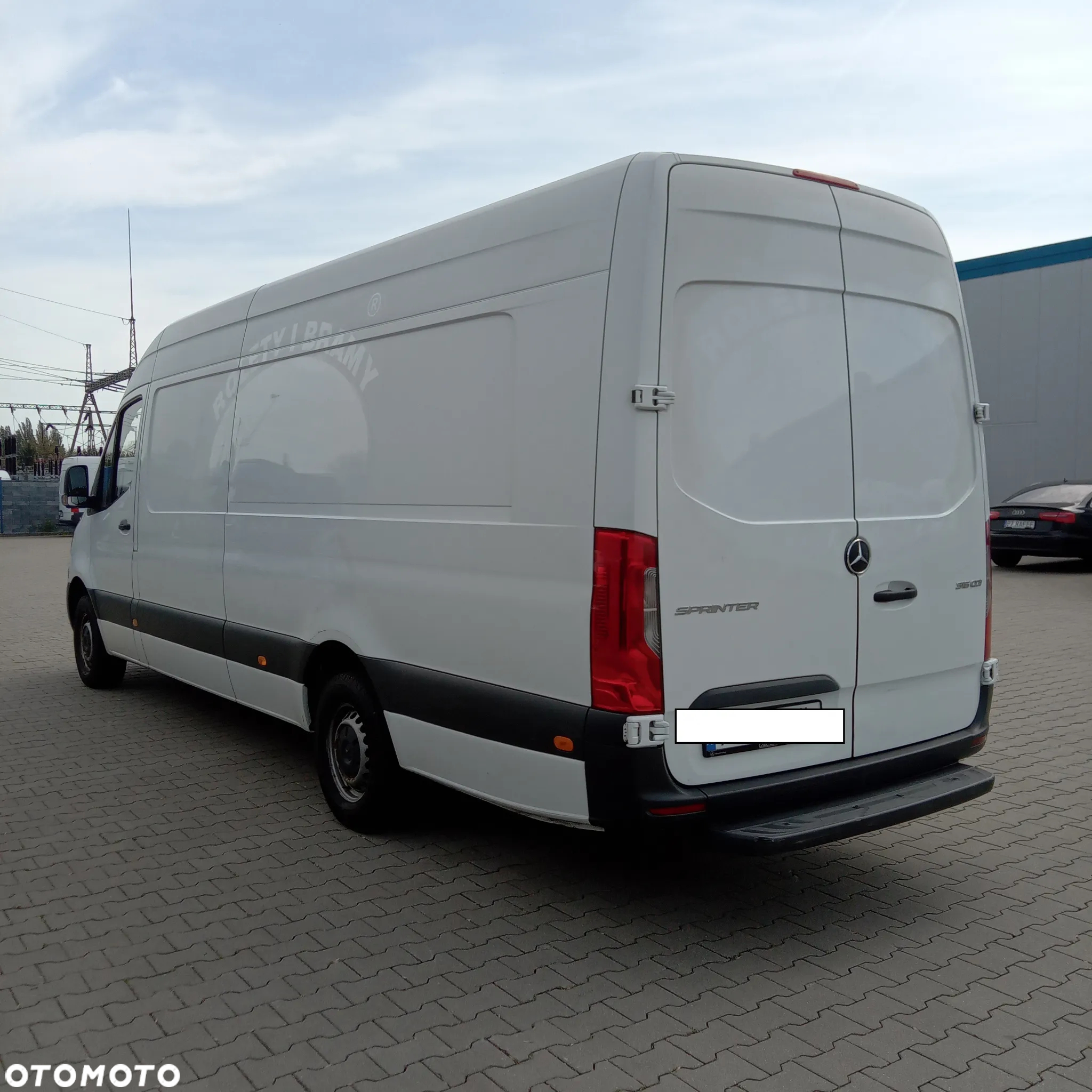 Mercedes-Benz Sprinter - 6