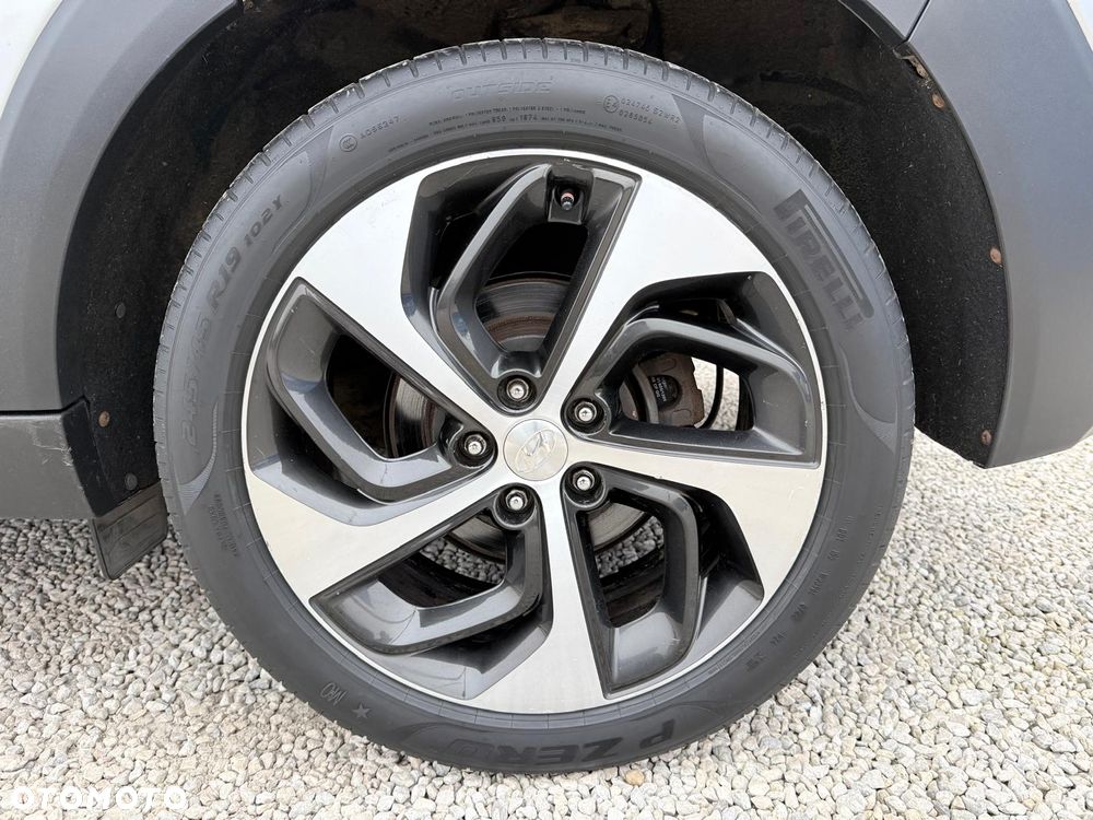 Hyundai Tucson 2.0 CRDI 2WD Style - 11