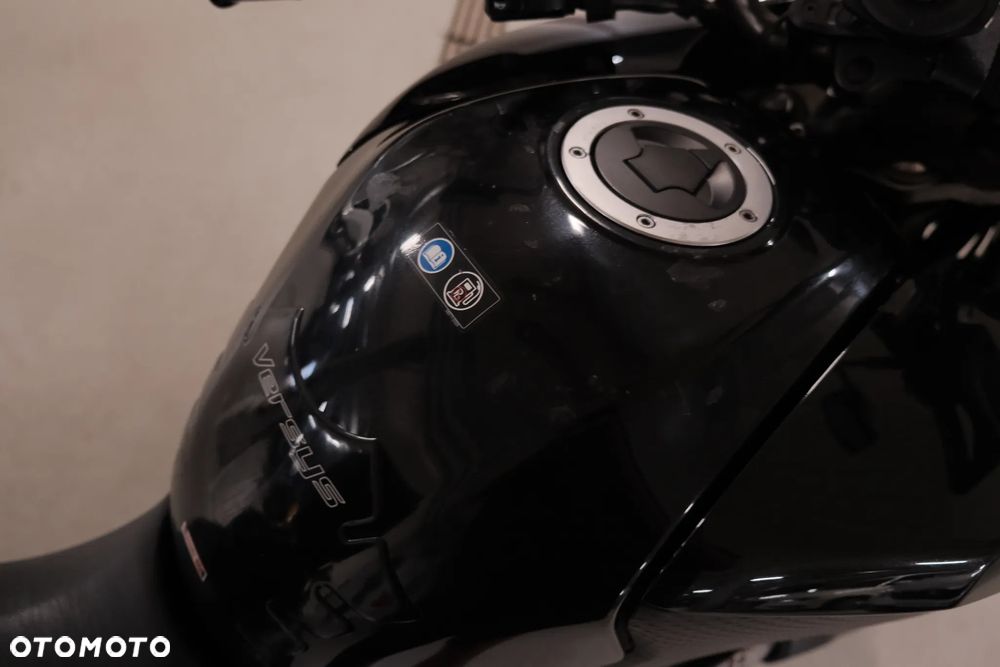 Kawasaki Versys 650 - 12