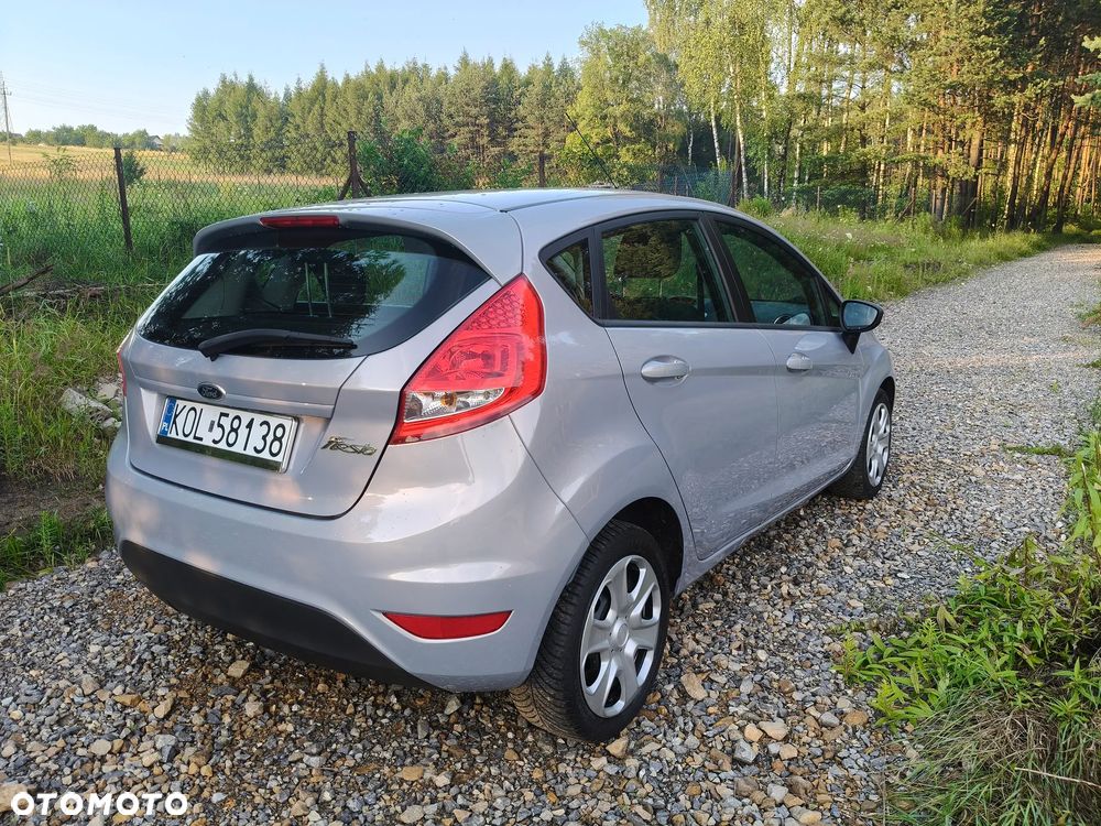 Ford Fiesta 1.25 Titanium EU5 - 4