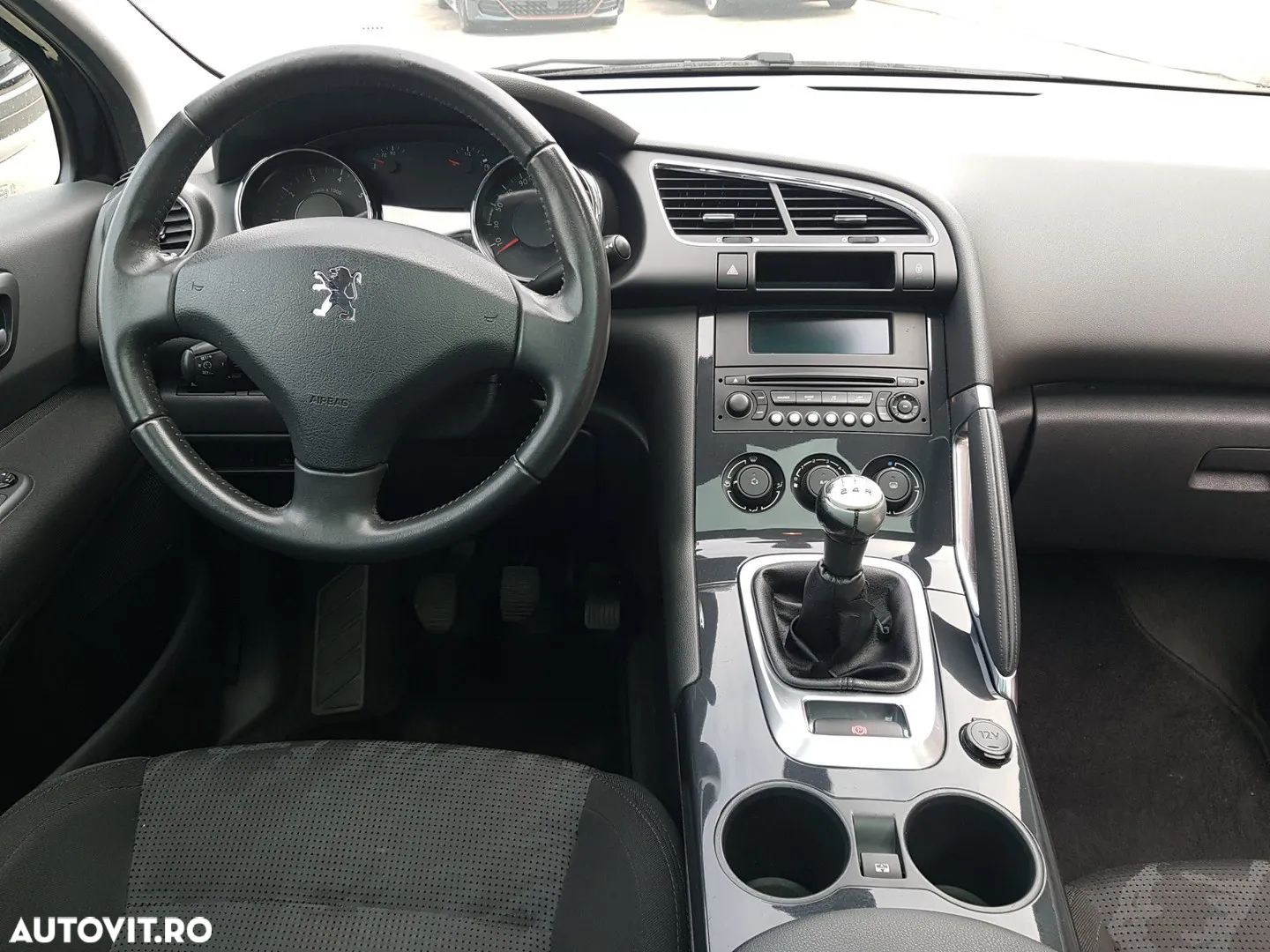 Peugeot 3008 - 8